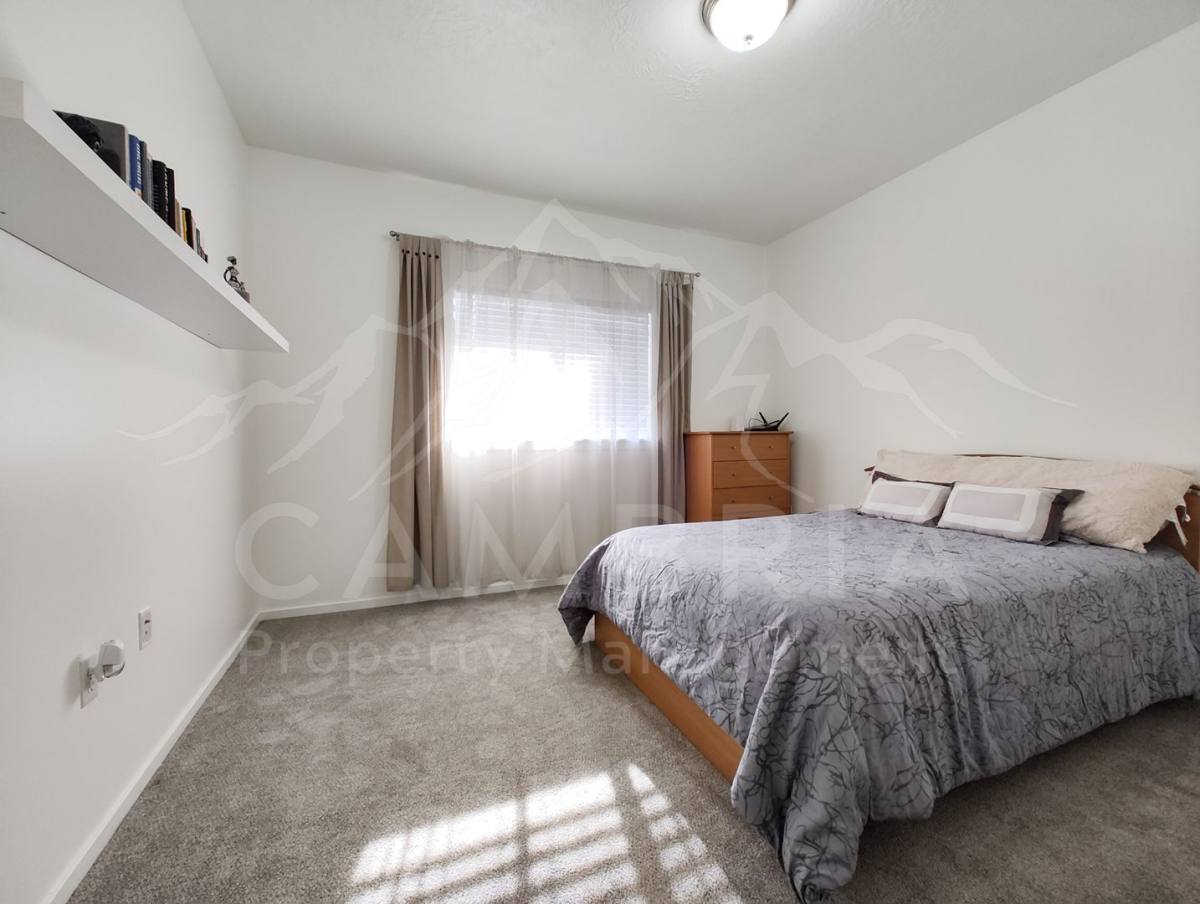 Apartment for rent at 4340 S Highland Dr, Salt Lake City, UT 84124