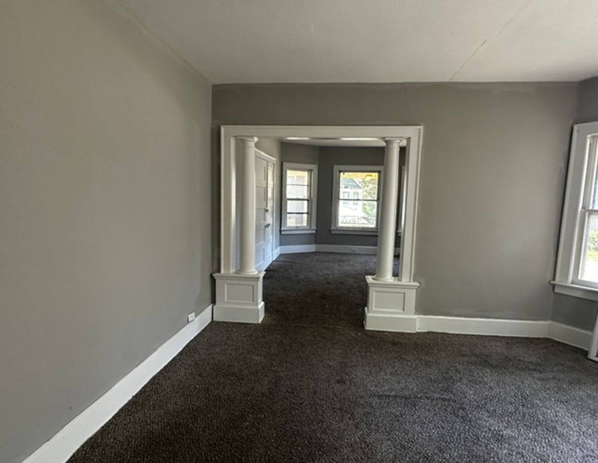 Townhouse for rent at 460-58 E123rd, Cleveland, OH 44108