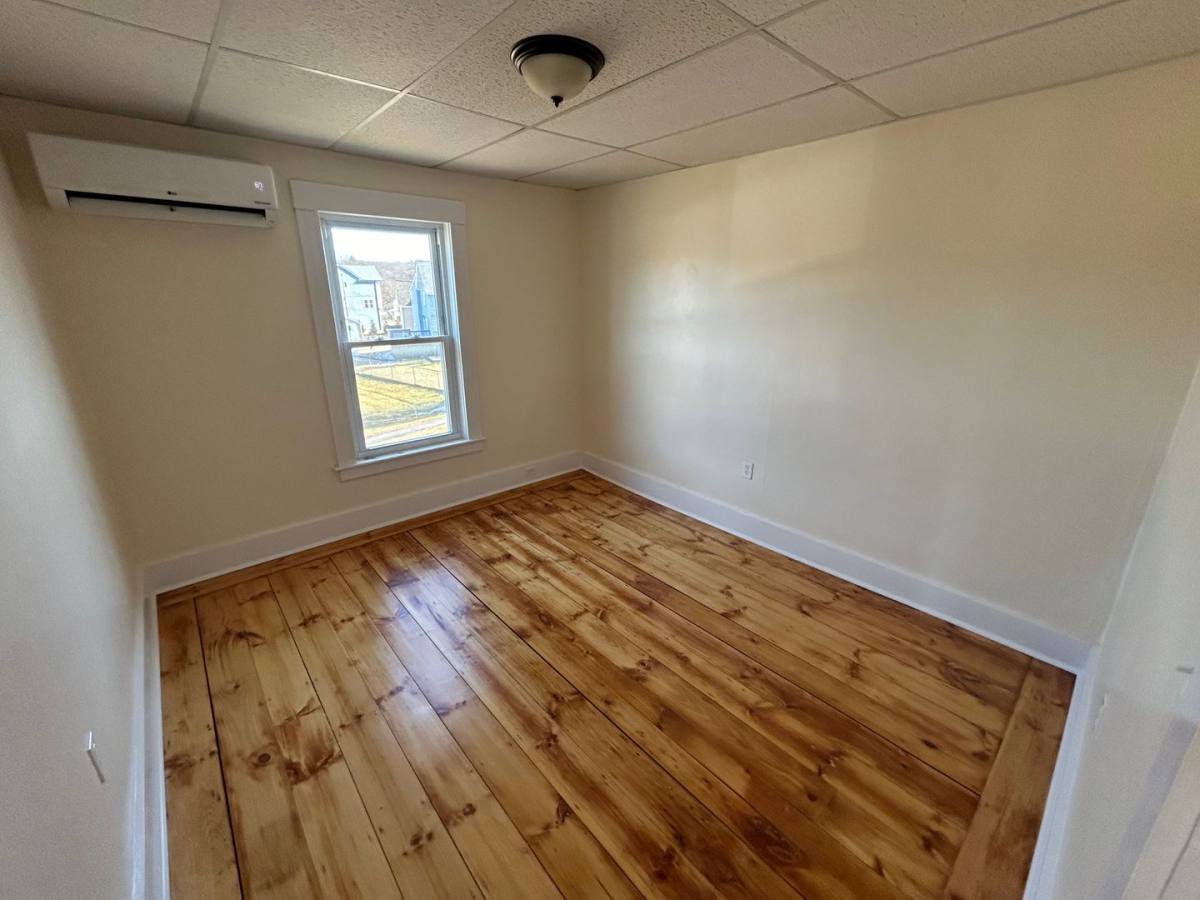 Apartment for rent at 20 Main St, Grafton, MA 01519