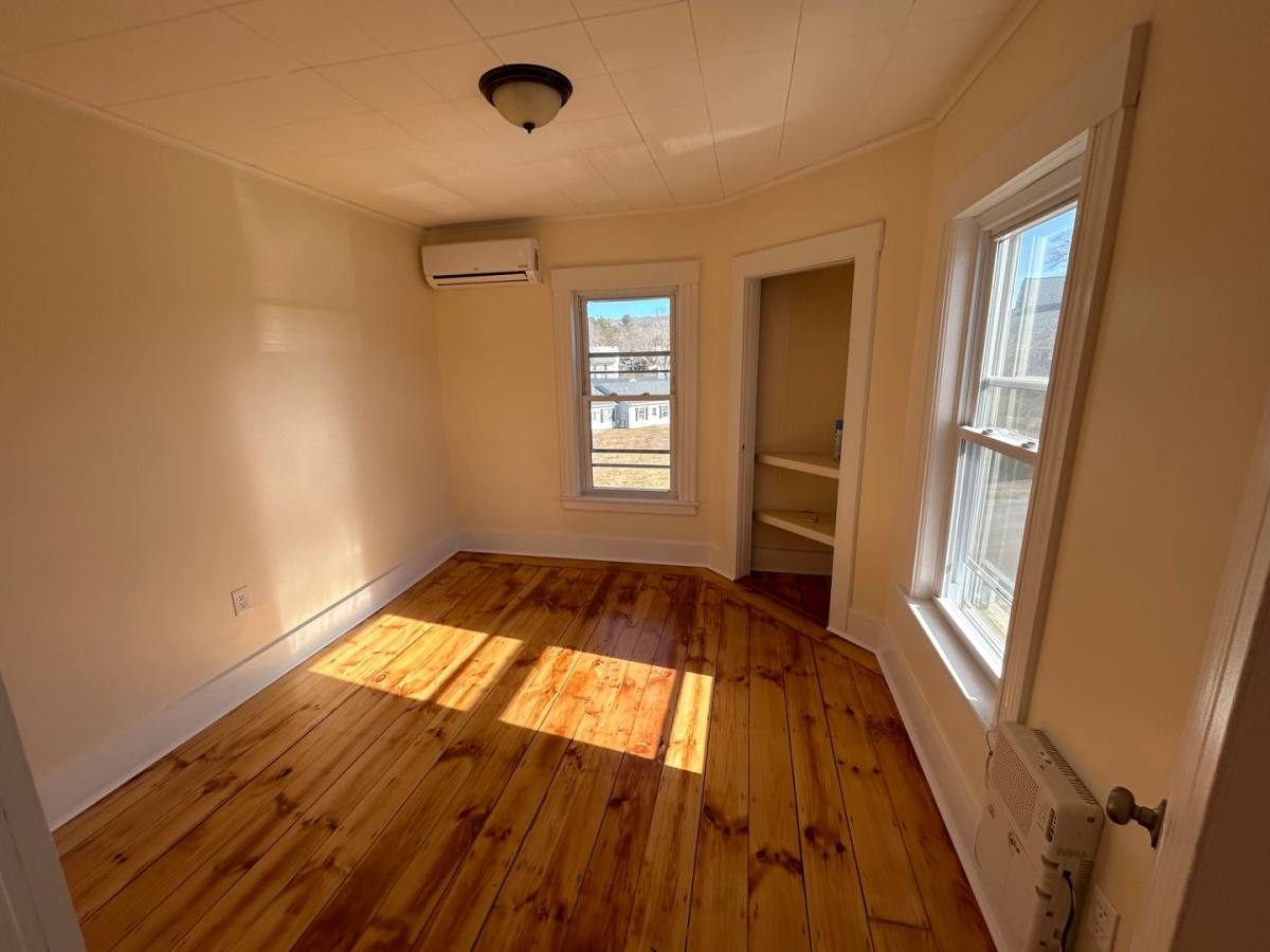 Apartment for rent at 20 Main St, Grafton, MA 01519