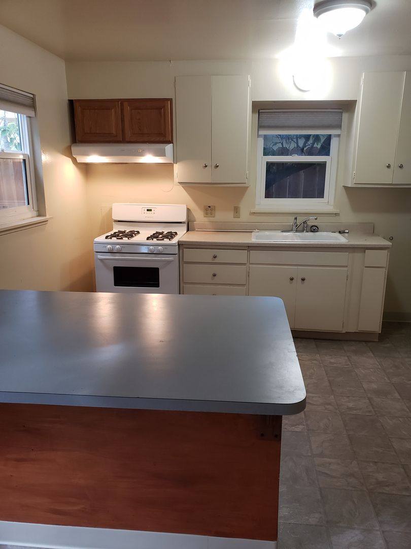 Apartment for rent at 940 Ohio St, Fairfield, CA 94533
