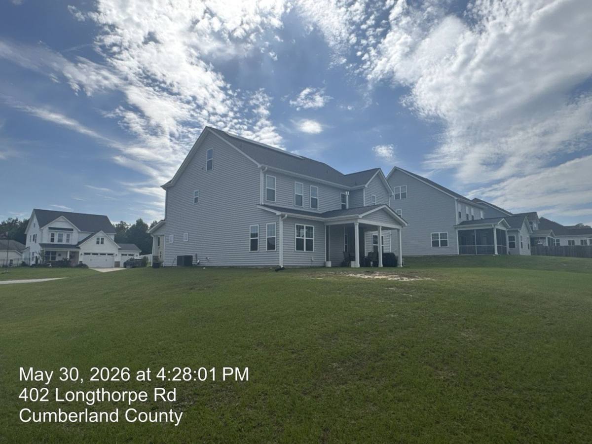 House for rent at 402 Longthorpe Rd, Fayetteville, NC 28311