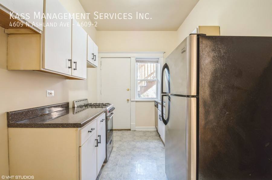 Apartment for rent at 4609 N Ashland Ave #2, Chicago, IL 60640