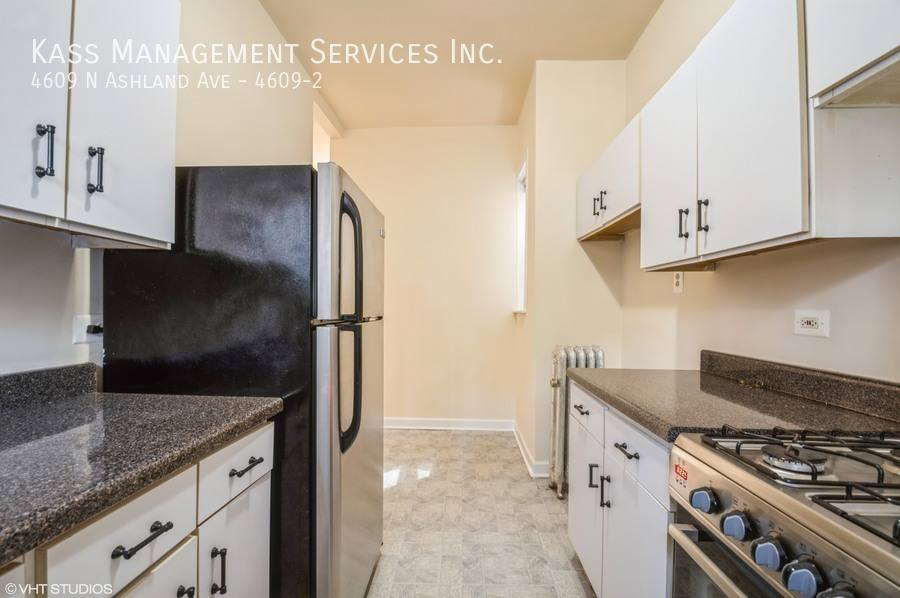 Apartment for rent at 4609 N Ashland Ave #2, Chicago, IL 60640