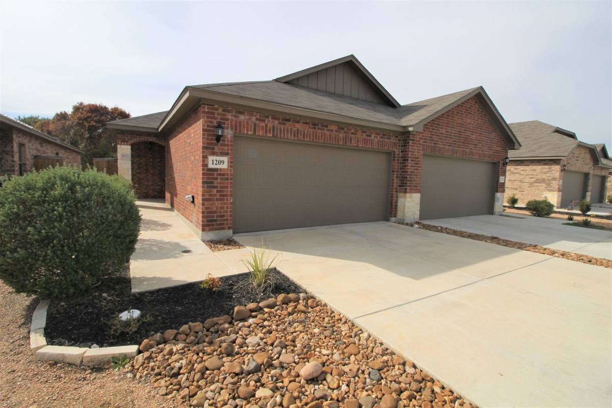 House for rent at 1209 Old FM #306, New Braunfels, TX 78130
