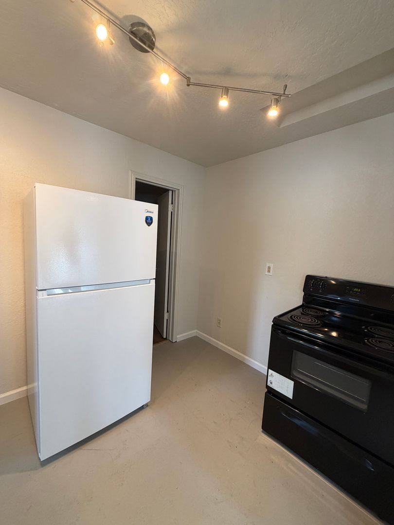 House for rent at 18515 Rawhide Rd, Jamestown, CA 95327