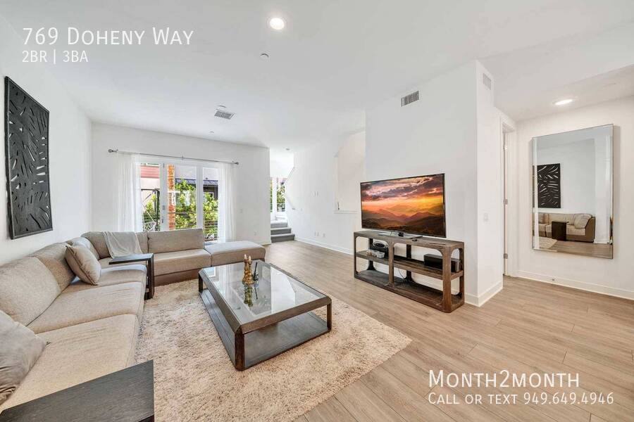 Townhouse for rent at 769 Doheny Way, Dana Point, CA 92629