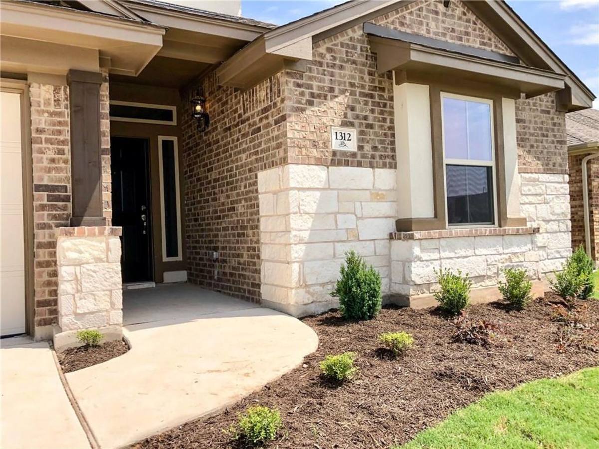 House for rent at 1312 Chad Dr, Round Rock, TX 78665