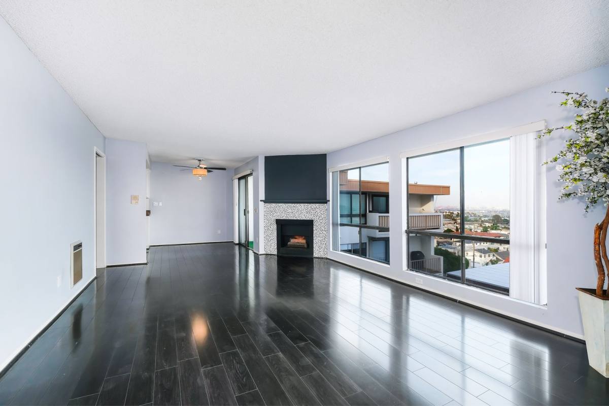 Townhouse for rent at 665 W 24th St, San Pedro, CA 90731