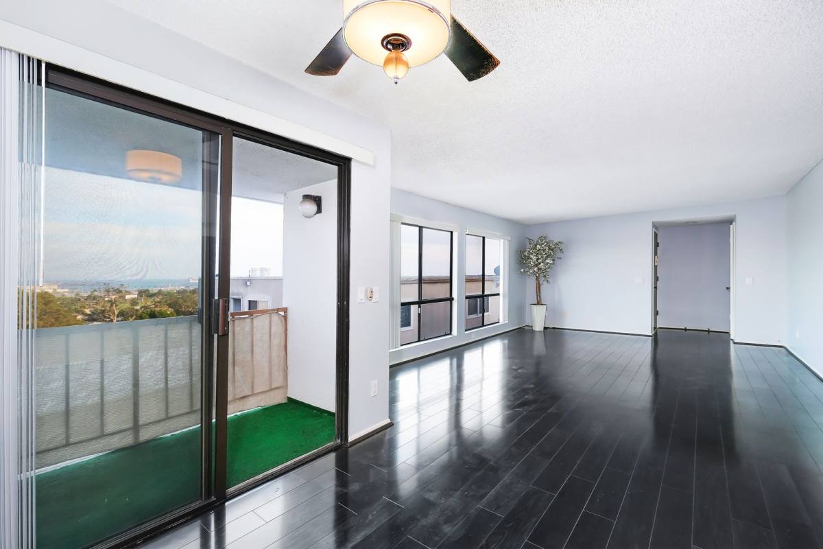 Townhouse for rent at 665 W 24th St, San Pedro, CA 90731