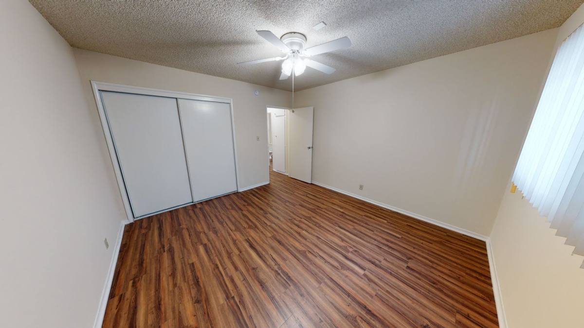 Apartment for rent at 825 S Windsor Blvd, Los Angeles, CA 90005
