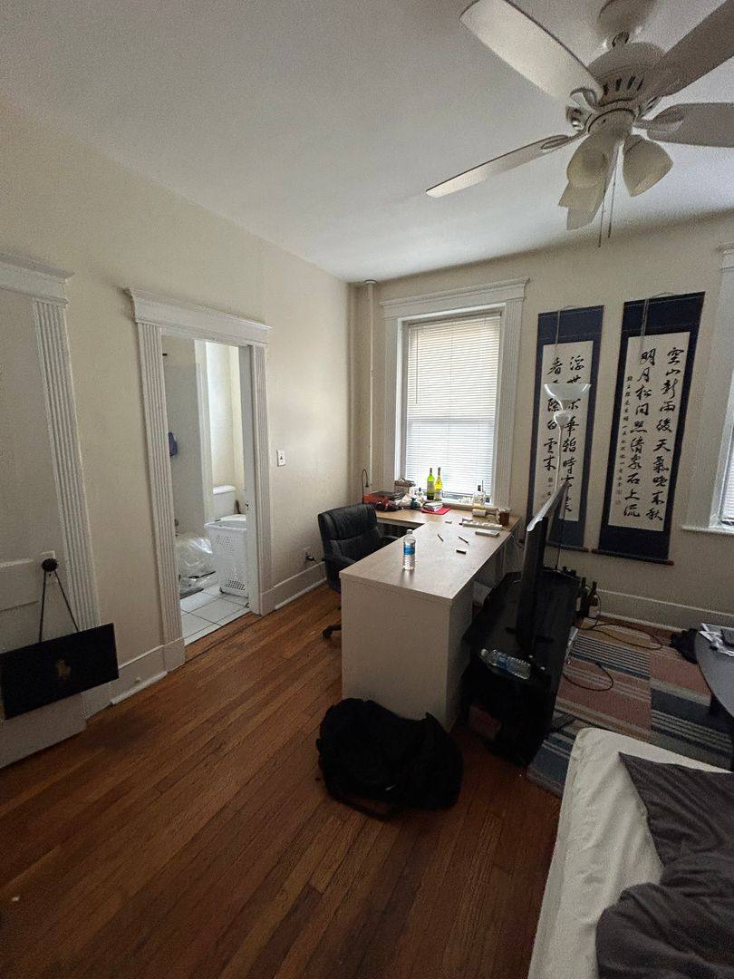 Apartment for rent at 39 Hemenway St, Boston, MA 02115