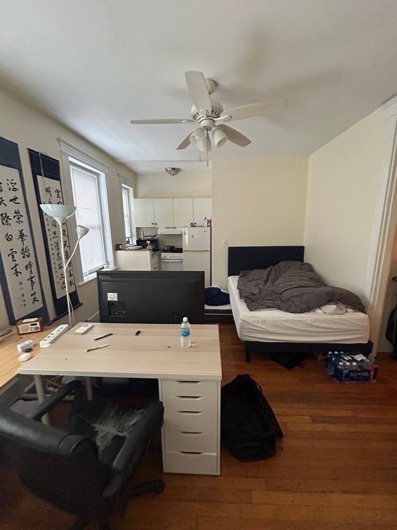 Apartment for rent at 39 Hemenway St, Boston, MA 02115