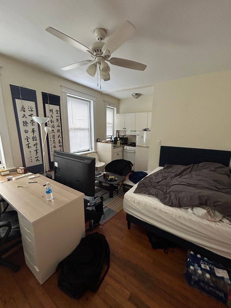 Apartment for rent at 39 Hemenway St, Boston, MA 02115