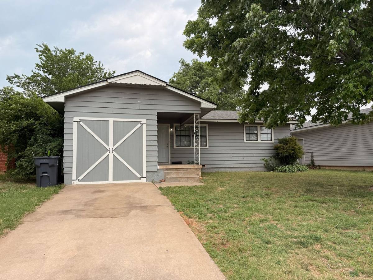 House for rent at 6111 NW Euclid Ave, Lawton, OK 73505