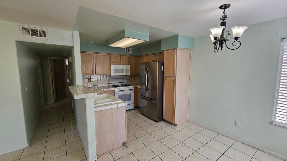 Condo for rent at 4955 Lindell Rd, Las Vegas, NV 89118