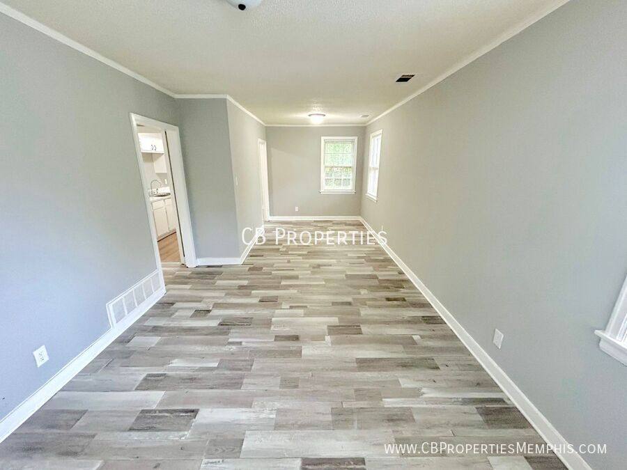 House for rent at 3585 Mayfair Ave, Memphis, TN 38122