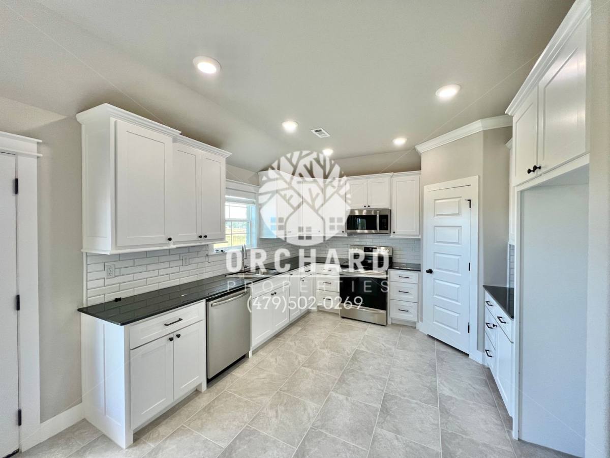 House for rent at 754 Hickory Meadows, Springdale, AR 72762
