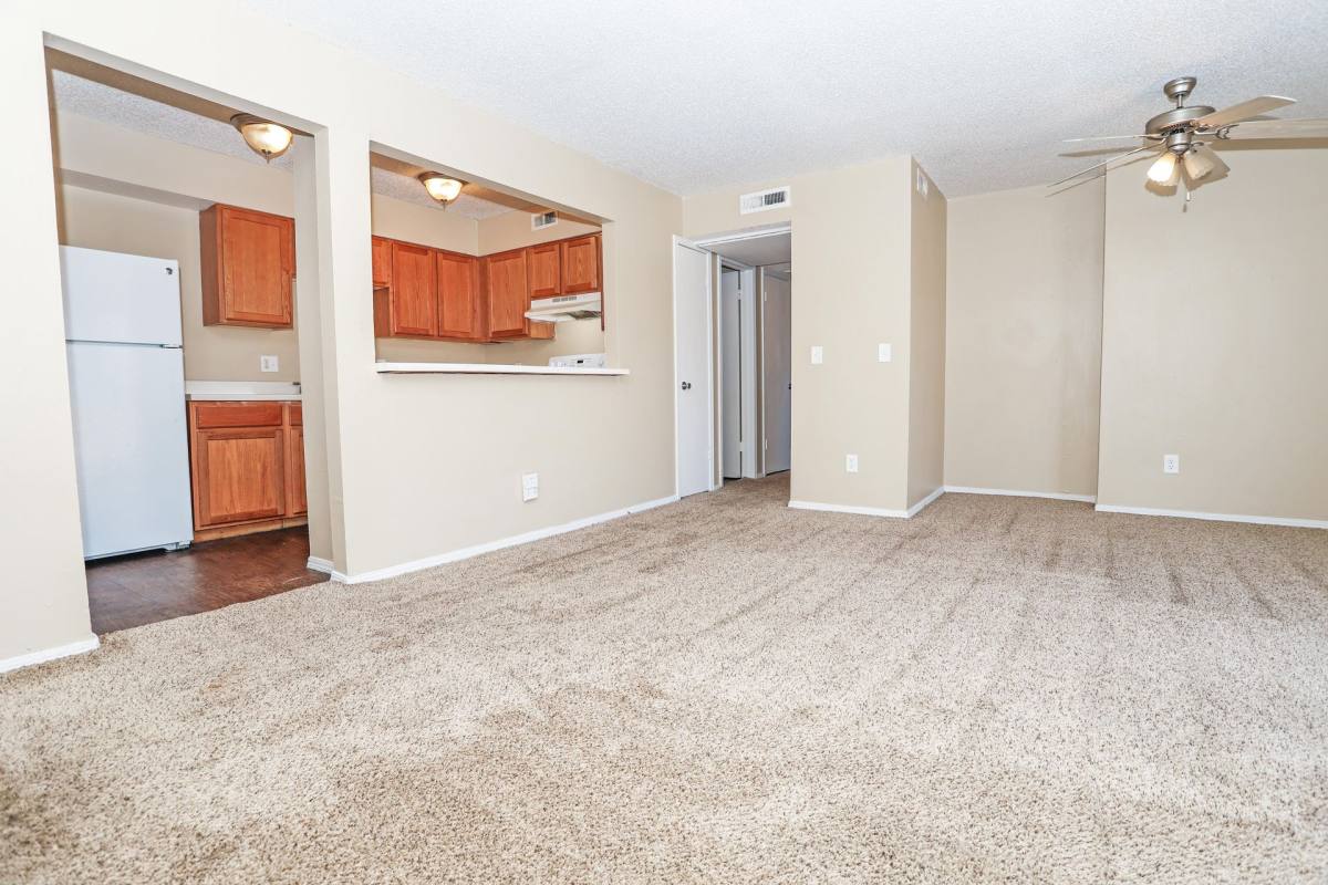 Apartment for rent at 6370 W Wilshire, Oklahoma City, OK 73132