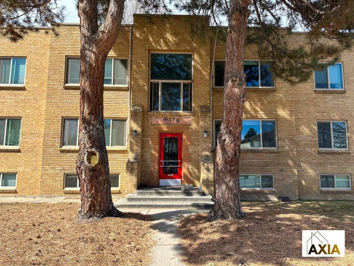 Apartment for rent at 755 N Birch St, Denver, CO 80220