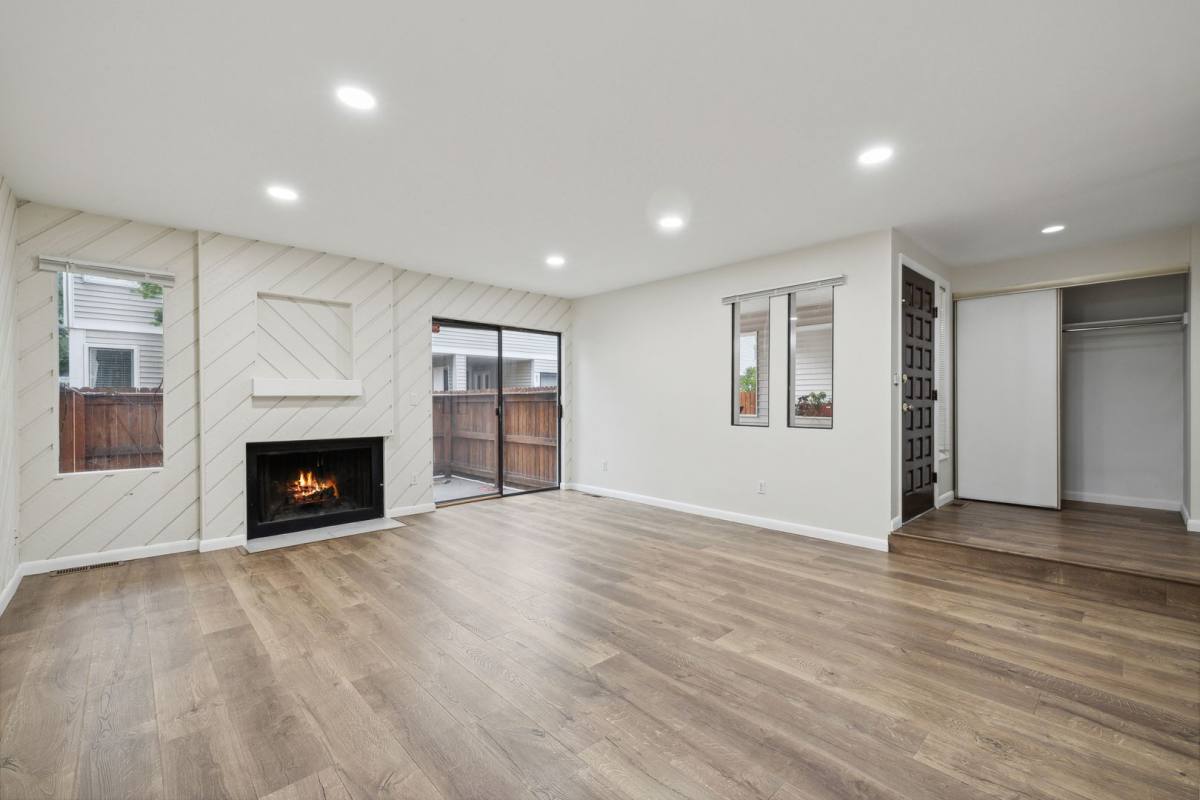 Townhouse for rent at 1050 S Monaco Parkway, Denver, CO 80204