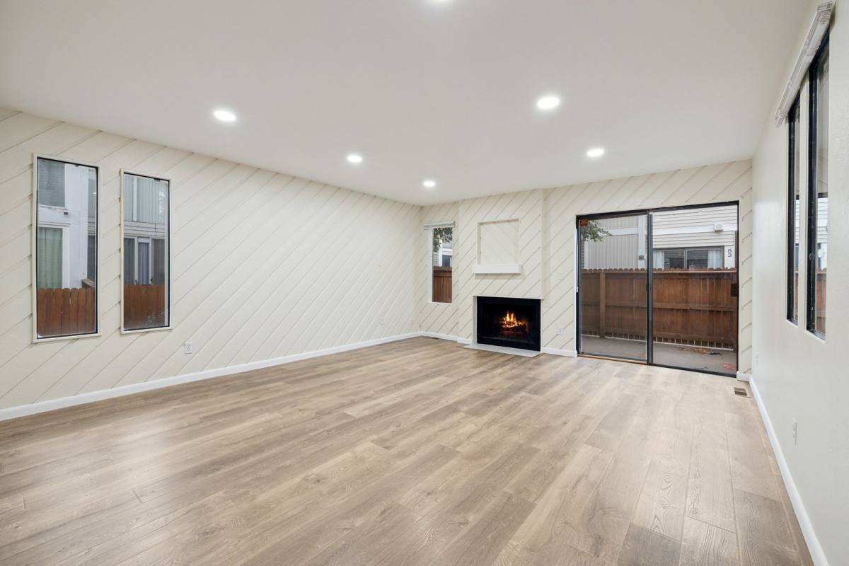 Townhouse for rent at 1050 S Monaco Parkway, Denver, CO 80204