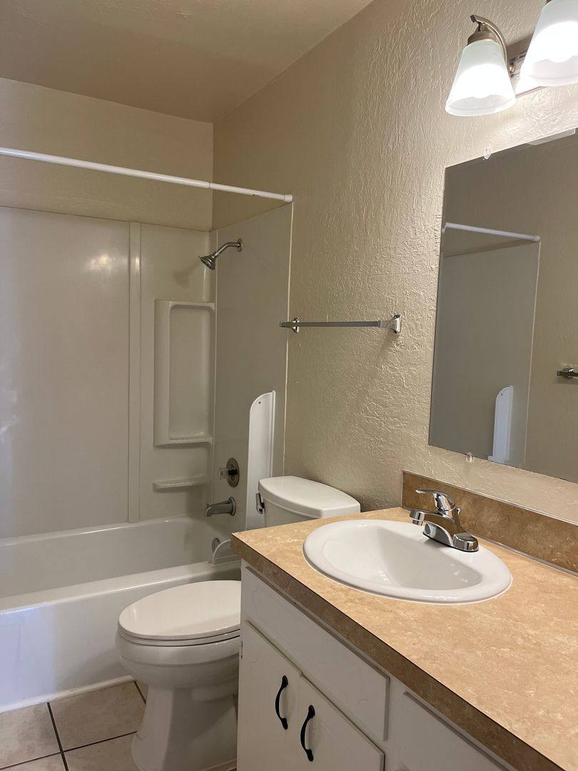 Apartment for rent at 3432 Liberty Rd S, Salem, OR 97302