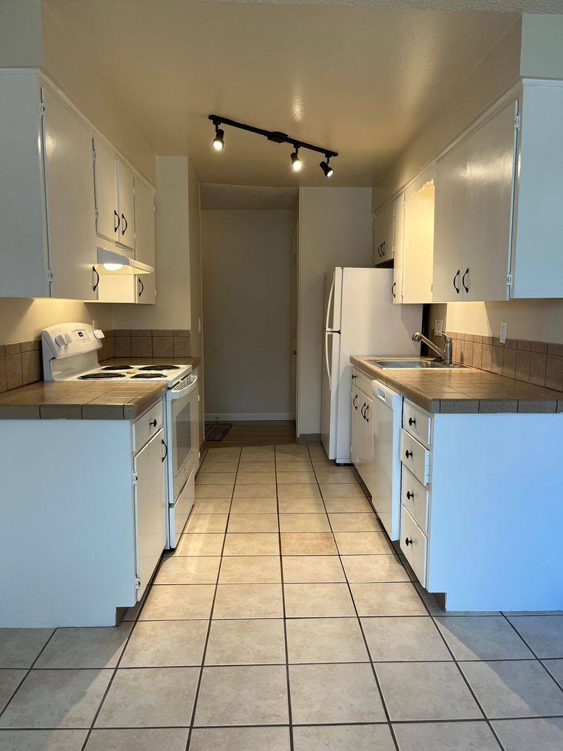 Apartment for rent at 3432 Liberty Rd S, Salem, OR 97302