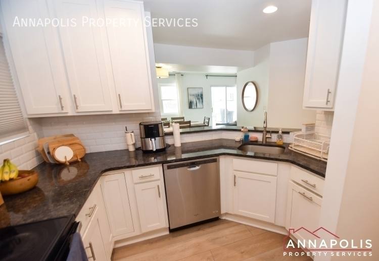 House for rent at 1625 Hilltop Rd, Edgewater, MD 21037