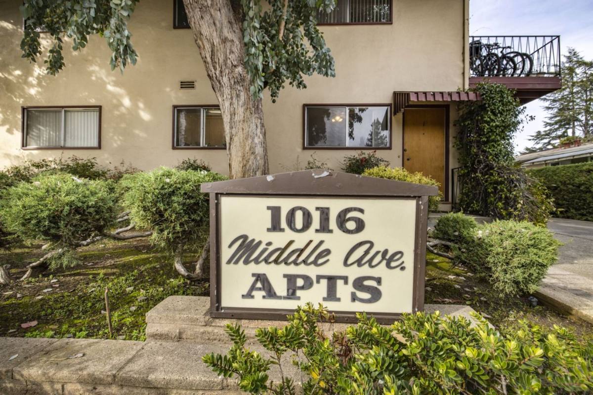 Apartment for rent at 1016 Middle Ave, Menlo Park, CA 94025