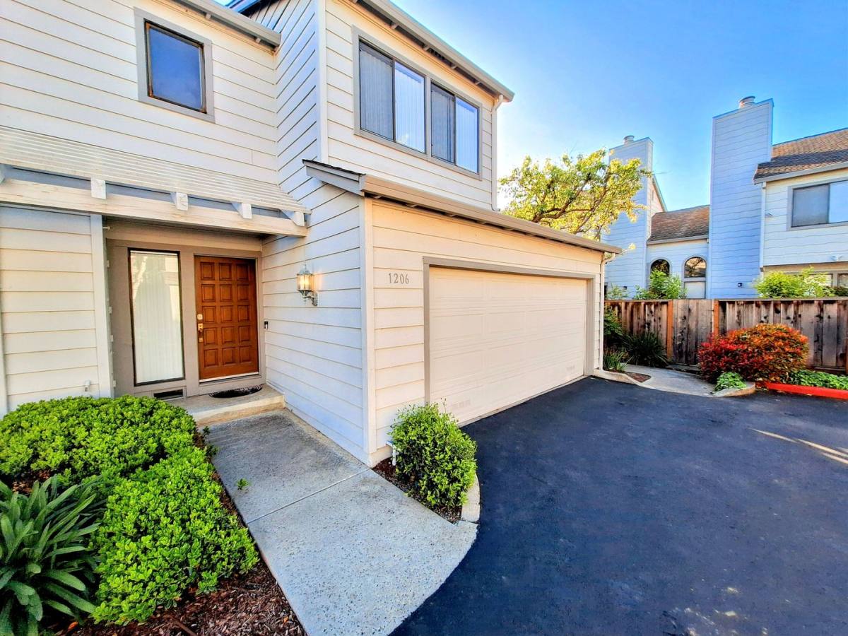 Townhouse for rent at 1206 Sierra Village Way, San Jose, CA 95132
