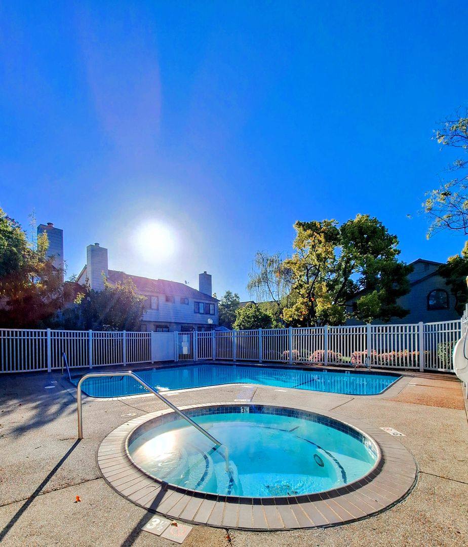 Townhouse for rent at 1206 Sierra Village Way, San Jose, CA 95132