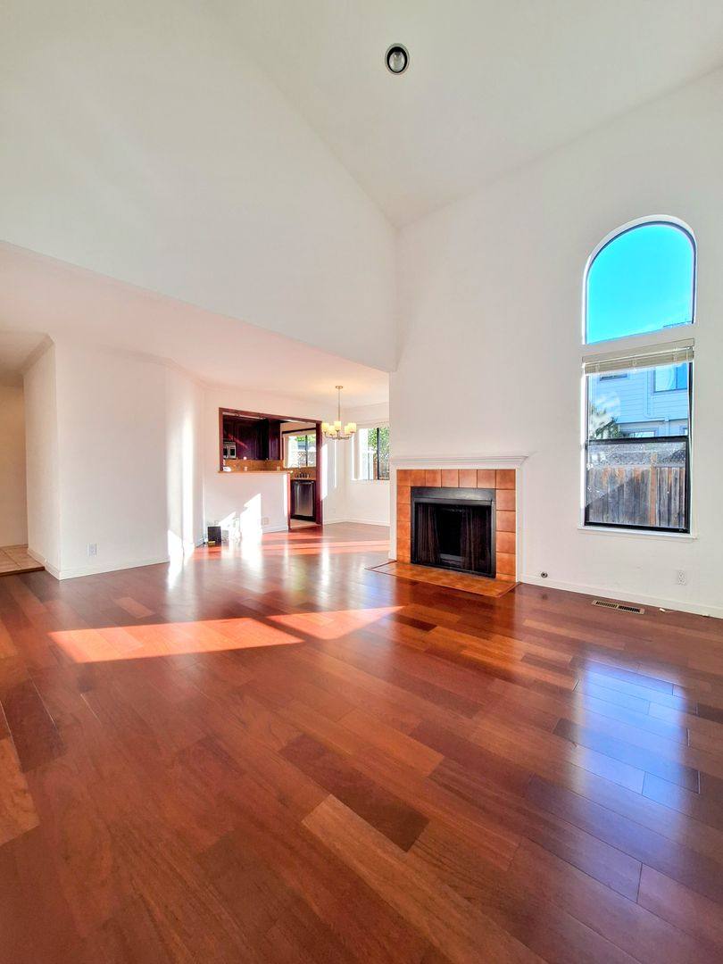 Townhouse for rent at 1206 Sierra Village Way, San Jose, CA 95132