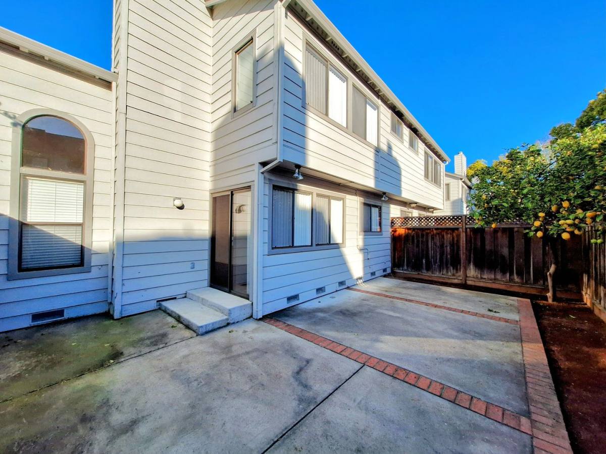 Townhouse for rent at 1206 Sierra Village Way, San Jose, CA 95132