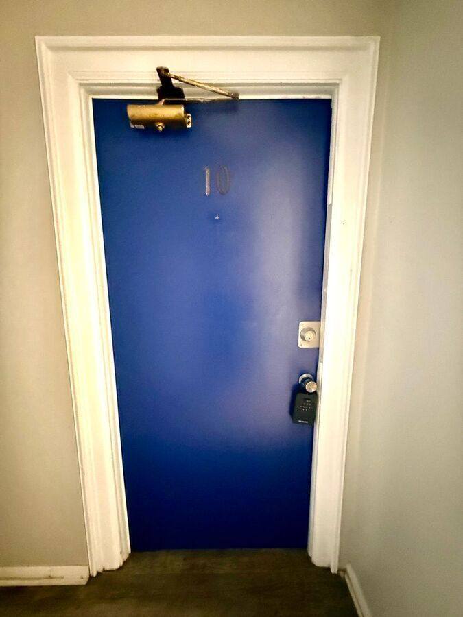 Apartment for rent at 1708 Jennifer Rd 10 #A, Lexington, KY 40505