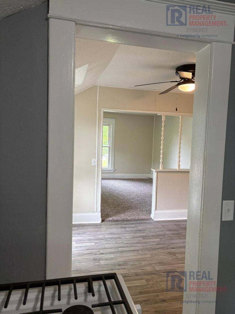 Apartment for rent at 112 N Clinton St, Charlotte, MI 48813