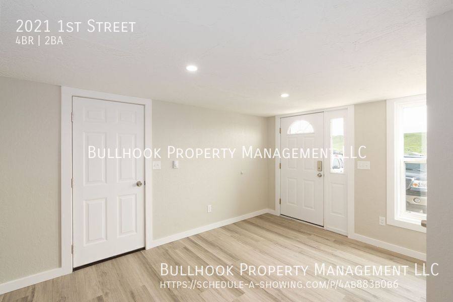 Townhouse for rent at 2021 1st St, Havre, MT 59501
