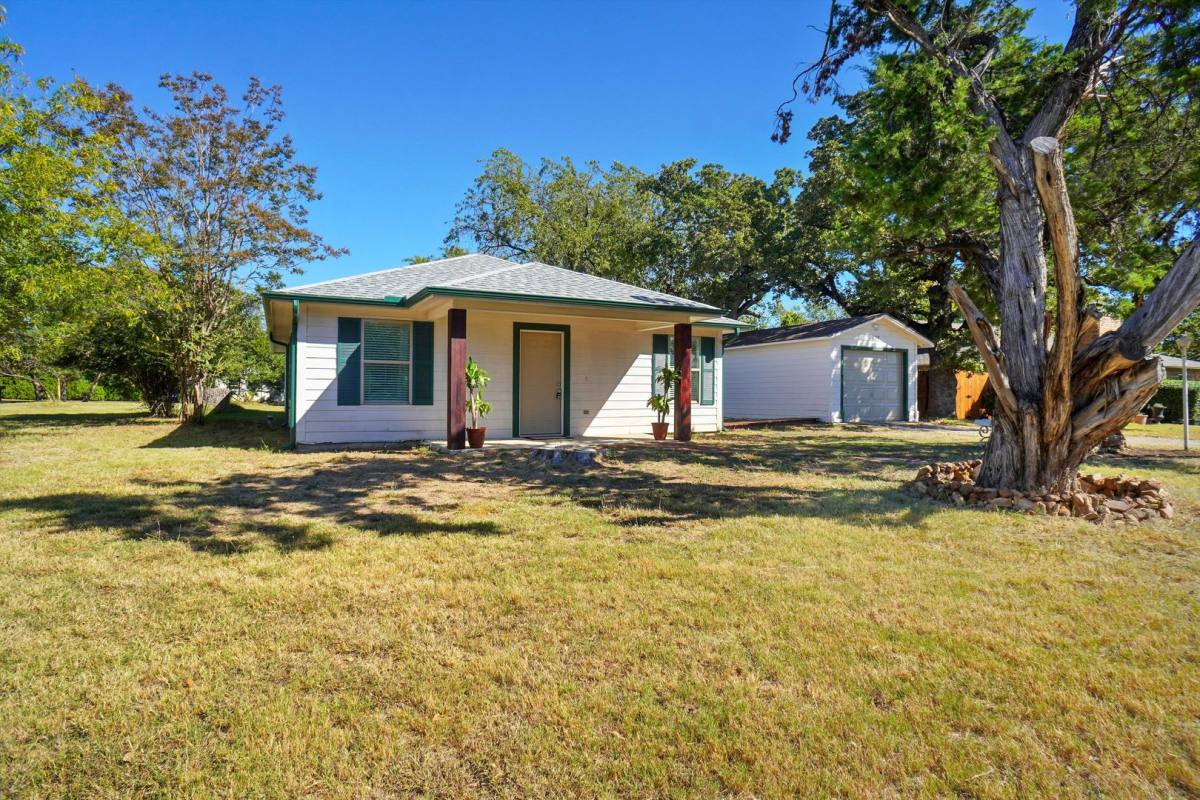 House for rent at 617 Park St, Azle, TX 76020