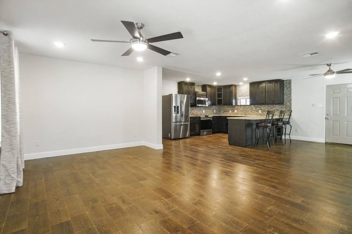 House for rent at 617 Park St, Azle, TX 76020
