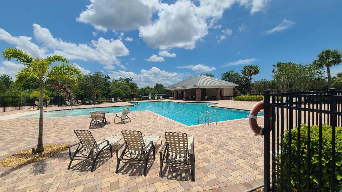 Townhouse for rent at 4718 Chatterton Way, Riverview, FL 33578
