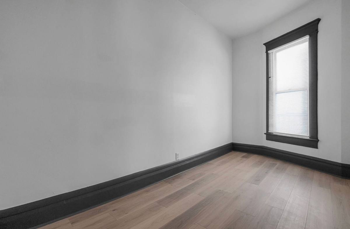 Apartment for rent at 51 E N St, Newark, OH 43055