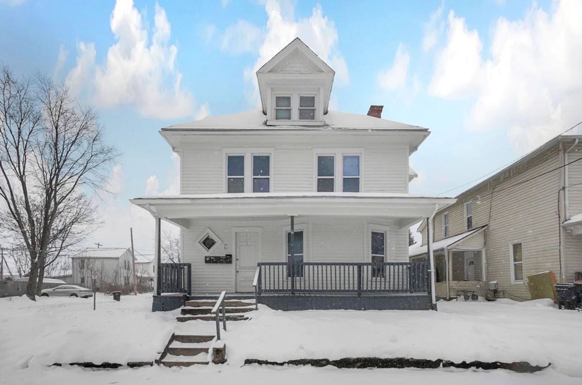 Apartment for rent at 51 E N St, Newark, OH 43055