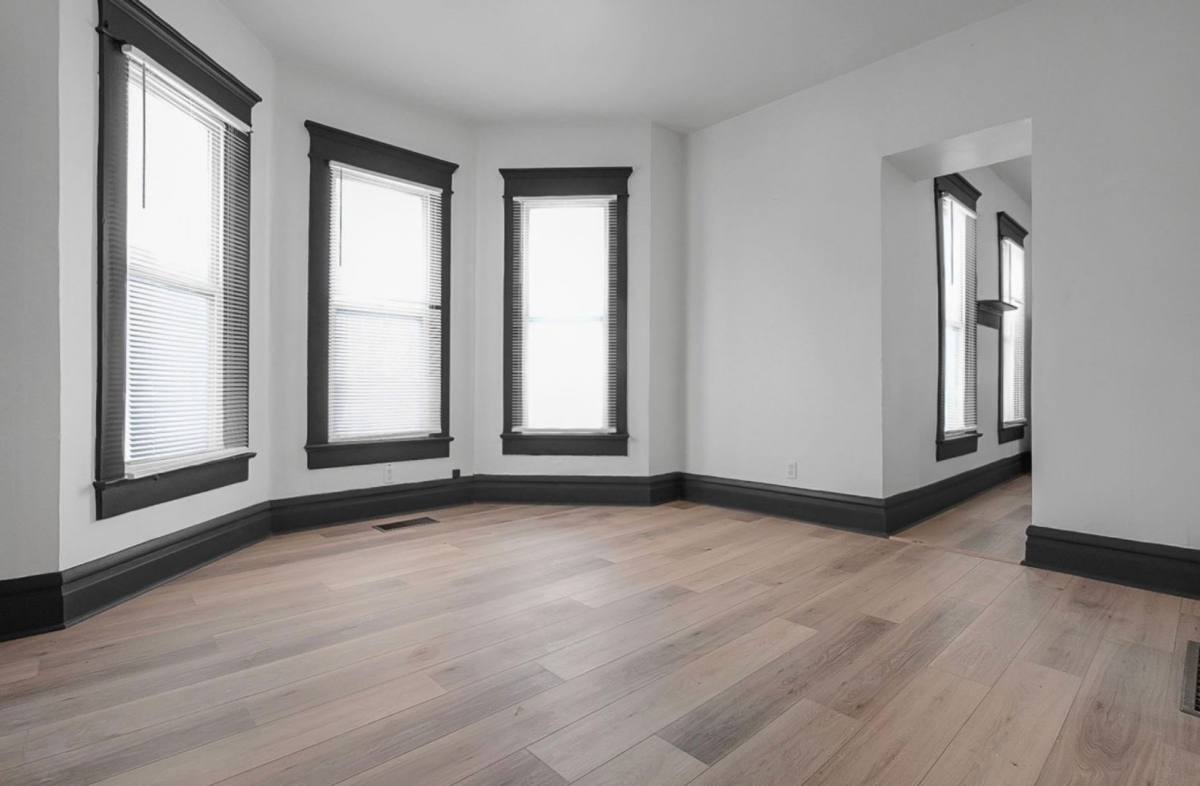 Apartment for rent at 51 E N St, Newark, OH 43055