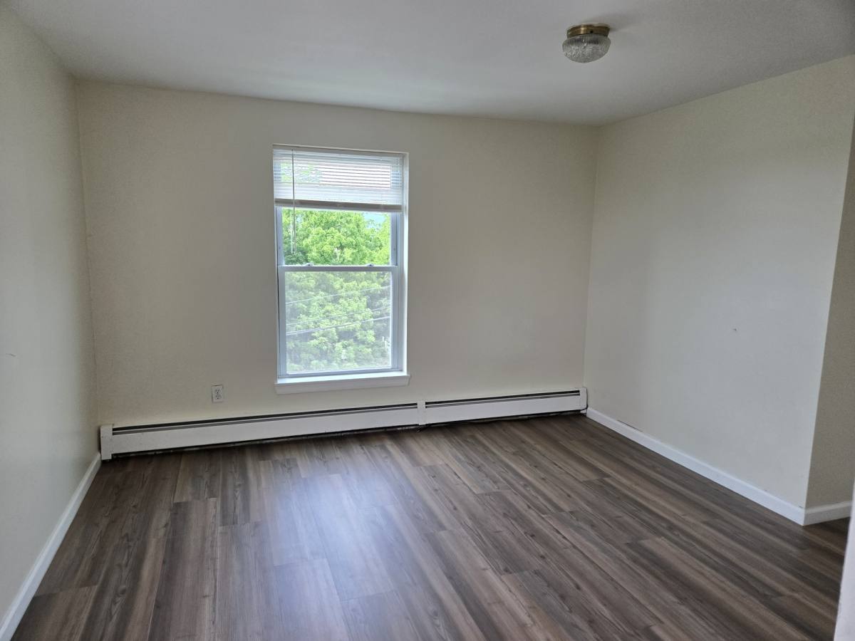 Apartment for rent at 131 N Clinton St #3, Poughkeepsie, NY 12601