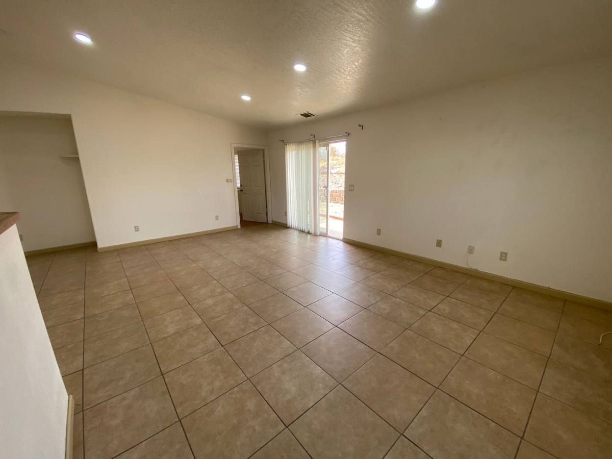 House for rent at 13632 Nassau Dr, Victorville, CA 92395