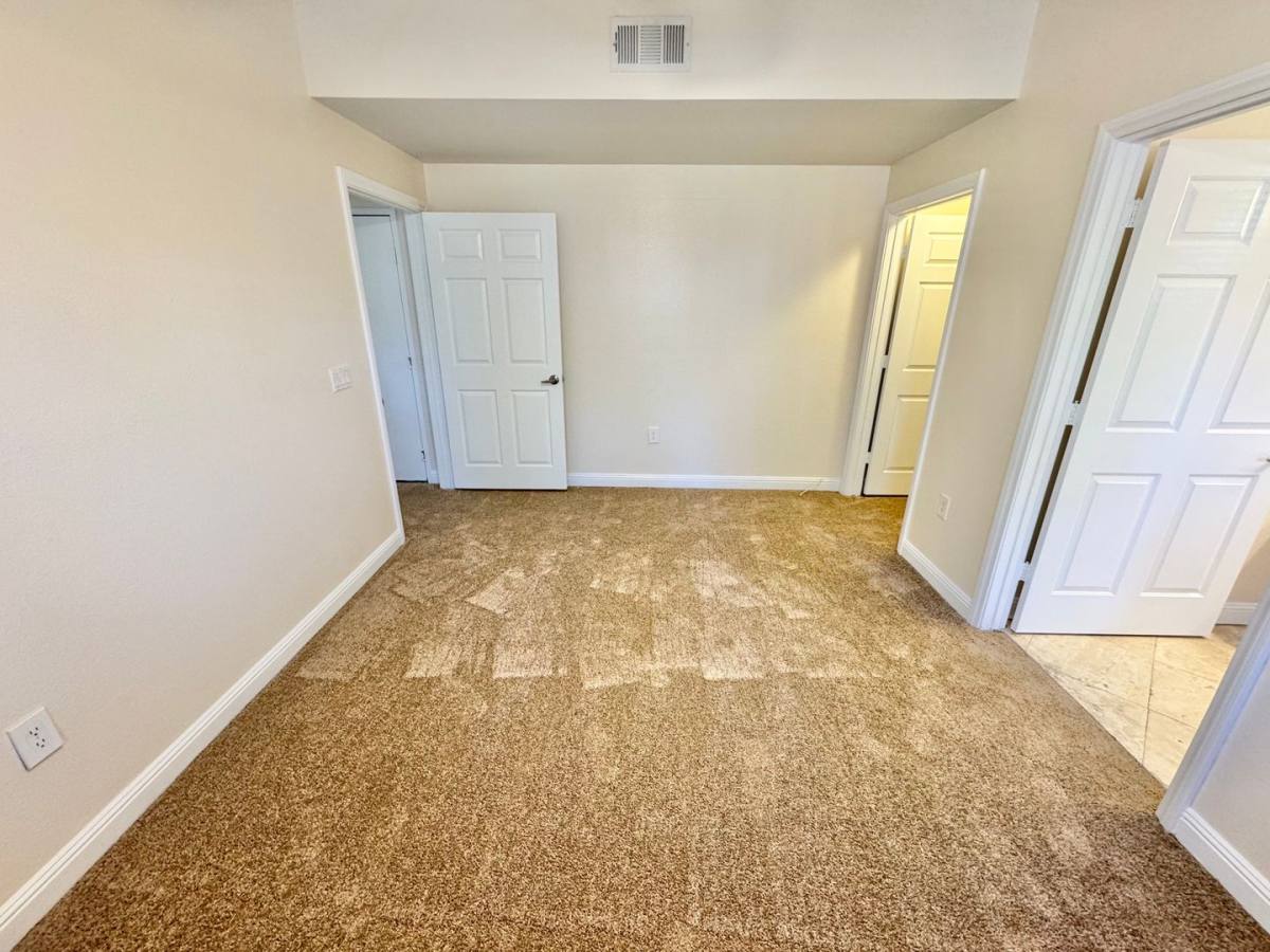 Condo for rent at 5250 S Rainbow Blvd, Las Vegas, NV 89118