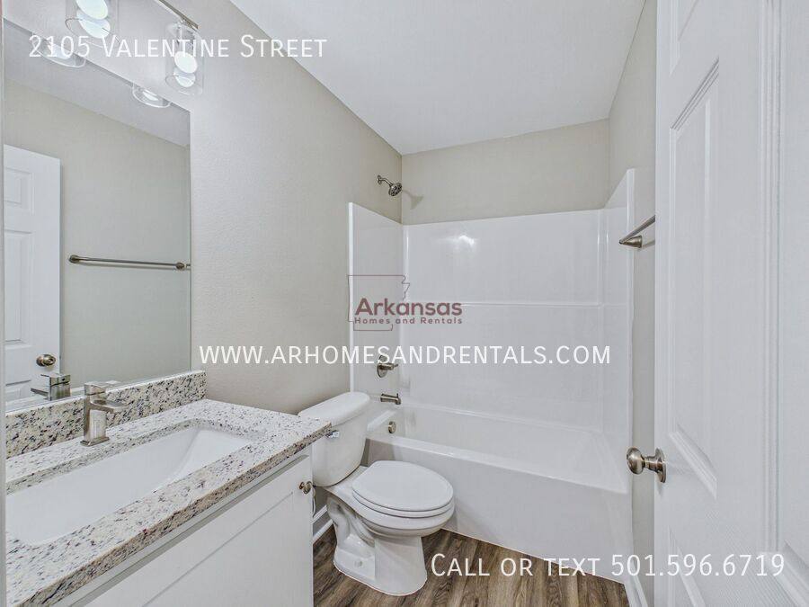 House for rent at 2105 Valentine St, Little Rock, AR 72204