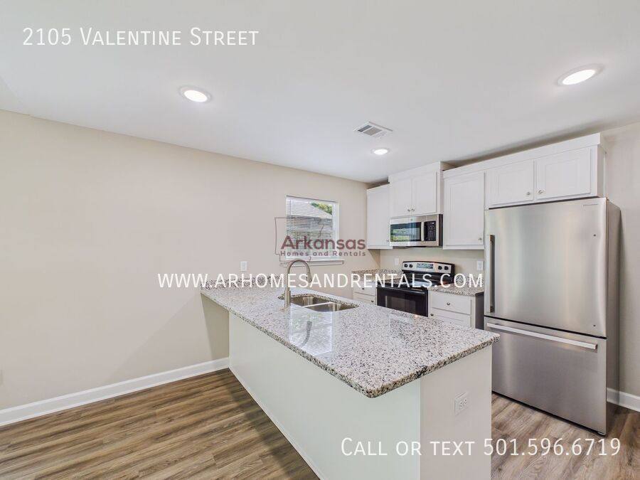 House for rent at 2105 Valentine St, Little Rock, AR 72204