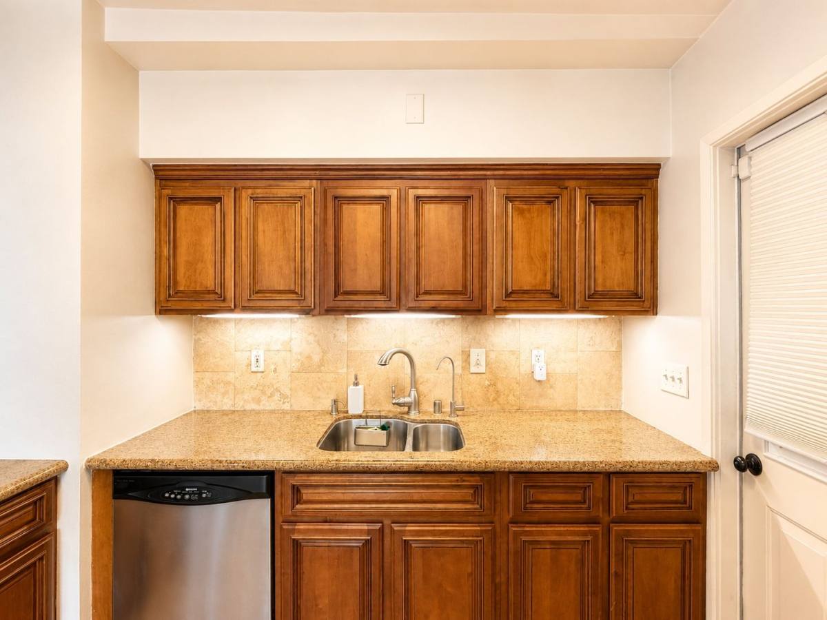 House for rent at 1946 Jackson St, Santa Clara, CA 95050