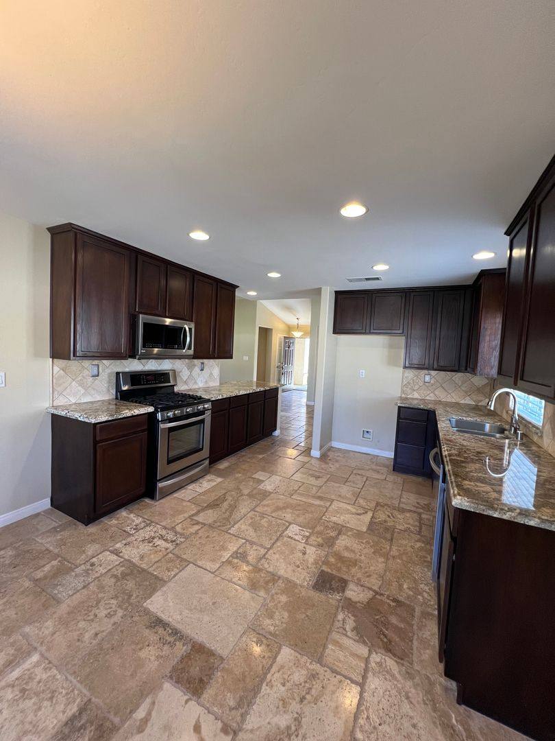House for rent at 3218 Province Rose, Bakersfield, CA 93311